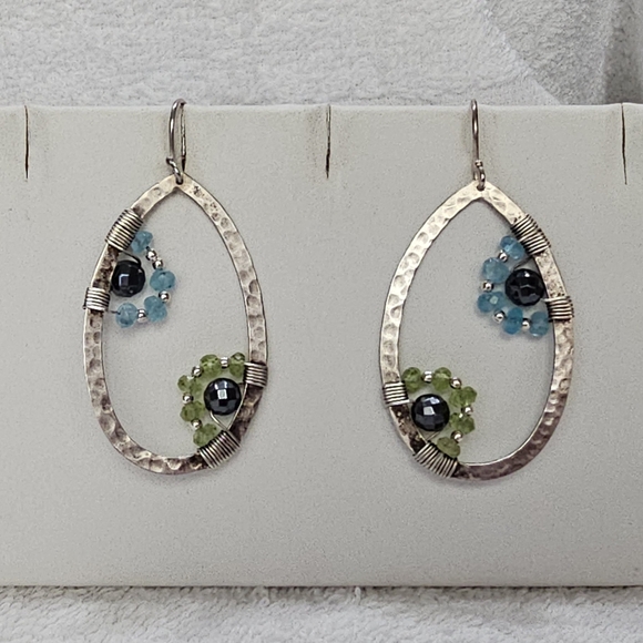 Silpada Teardrop Peridot Hematite Apatite 925 Earrings (With Flaw) - Picture 8 of 11